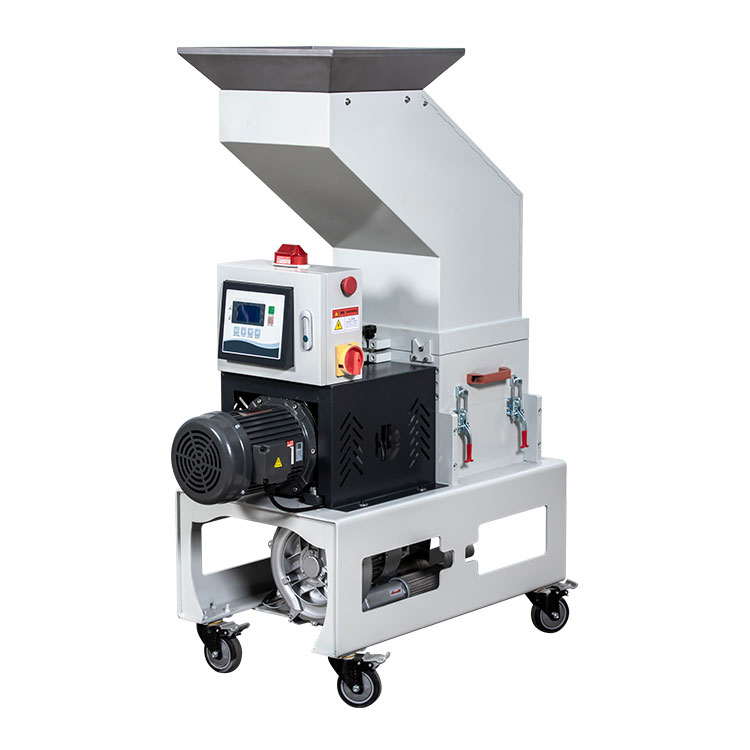 Tại sao các nhà sản xuất dựa vào máy nghiền nhựa để cắt giảm lãng phí và thời gian ngừng hoạt động?